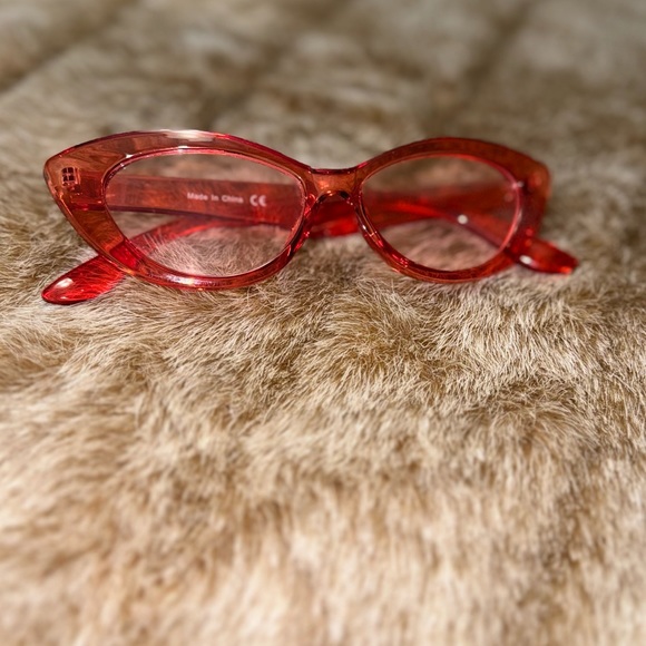 Time to forget you sunglasses - Picture 3 of 4